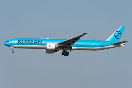 Korean Air 777 new livery