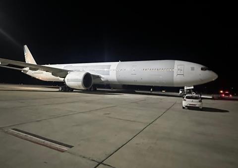 777-300ERSF-c-Challenge Group